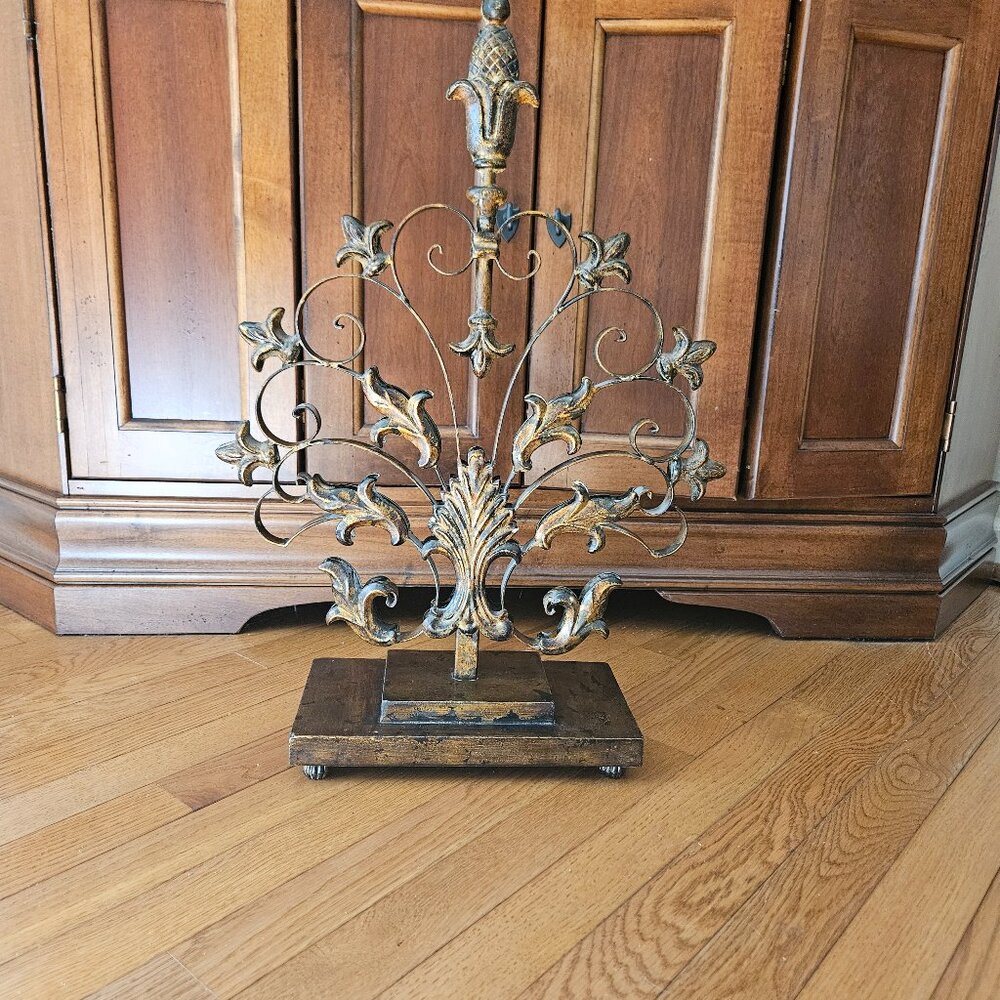 Metal Decorative Piece